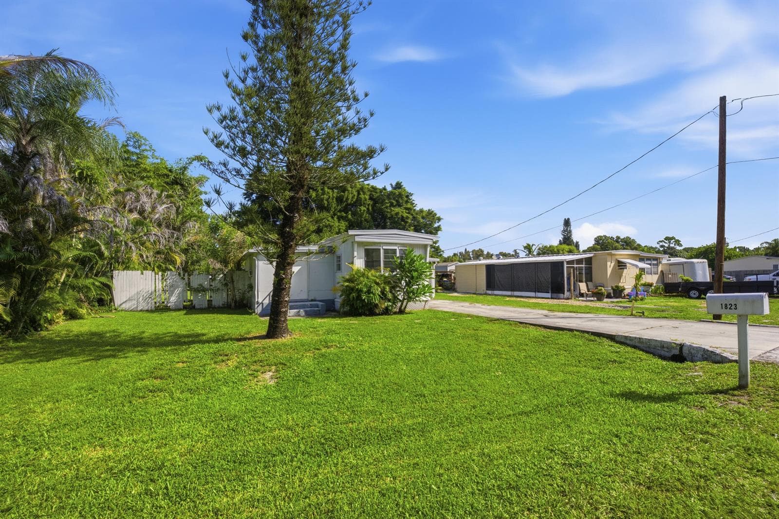 1823 SW College Street, Stuart, FL 34997 — zdjęcie 3