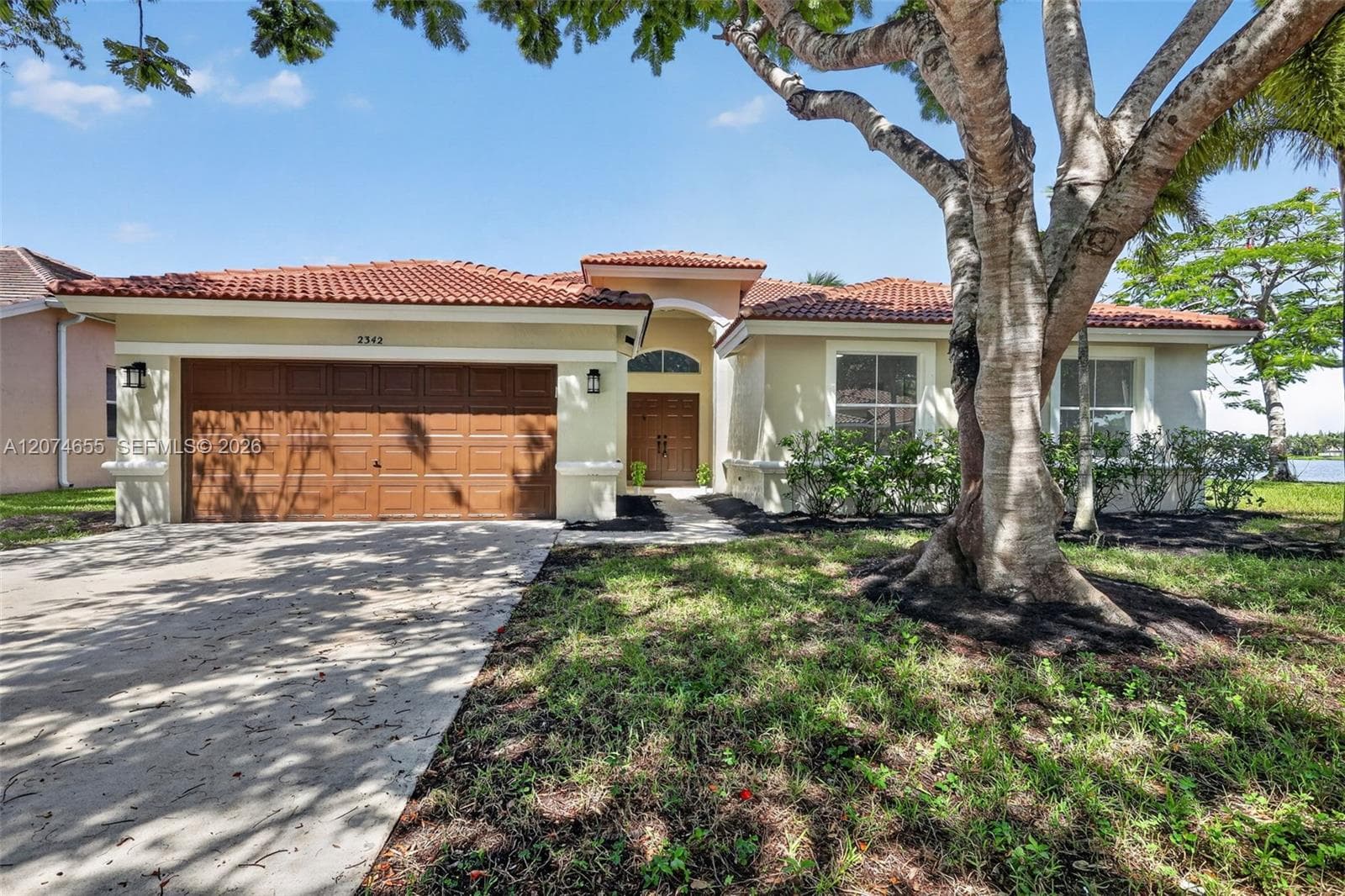 2342 NW 184th Ter, Pembroke Pines, FL 33029