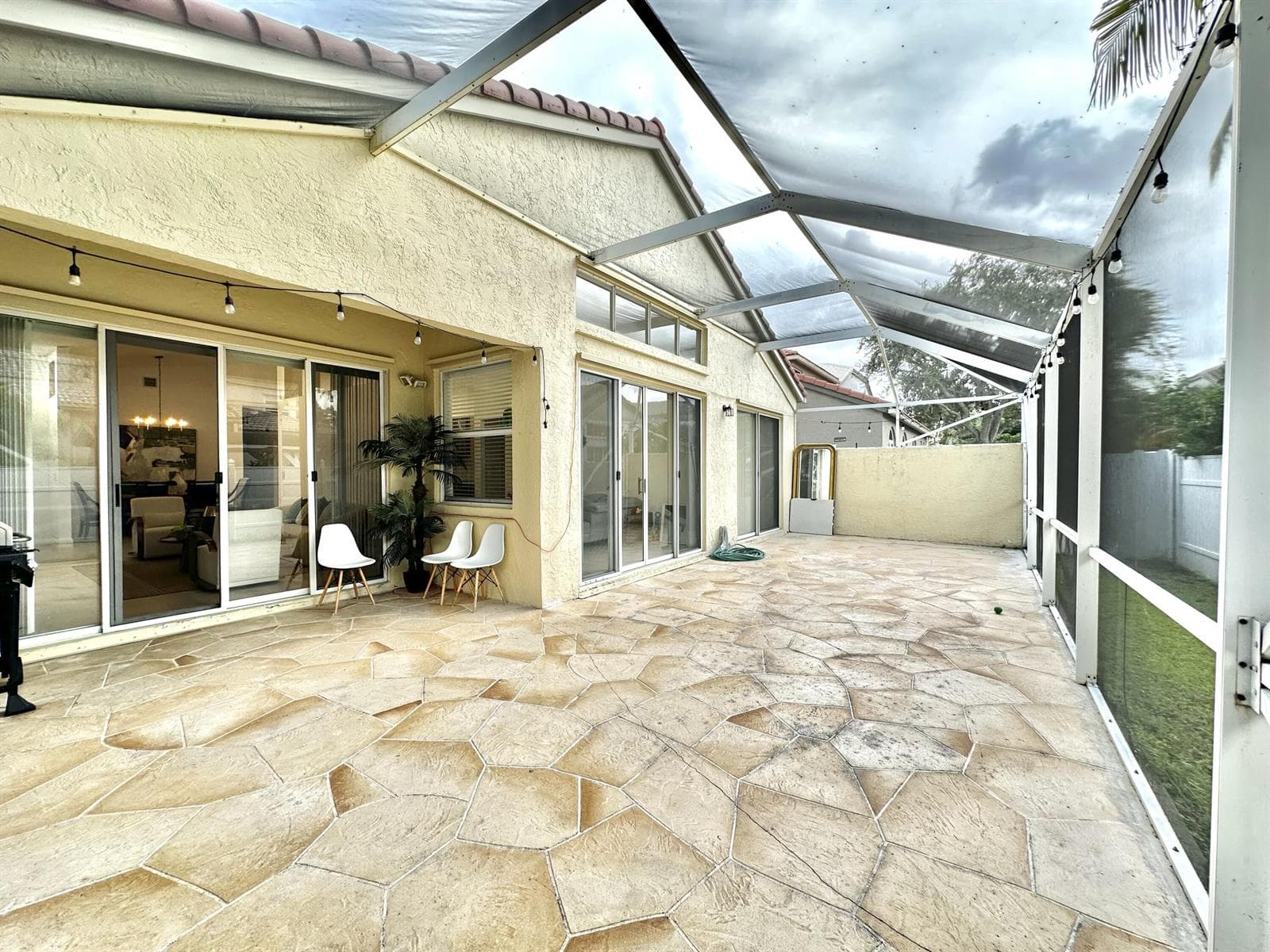 15850 NW 11TH Street, Pembroke Pines, FL 33028 — zdjęcie 4