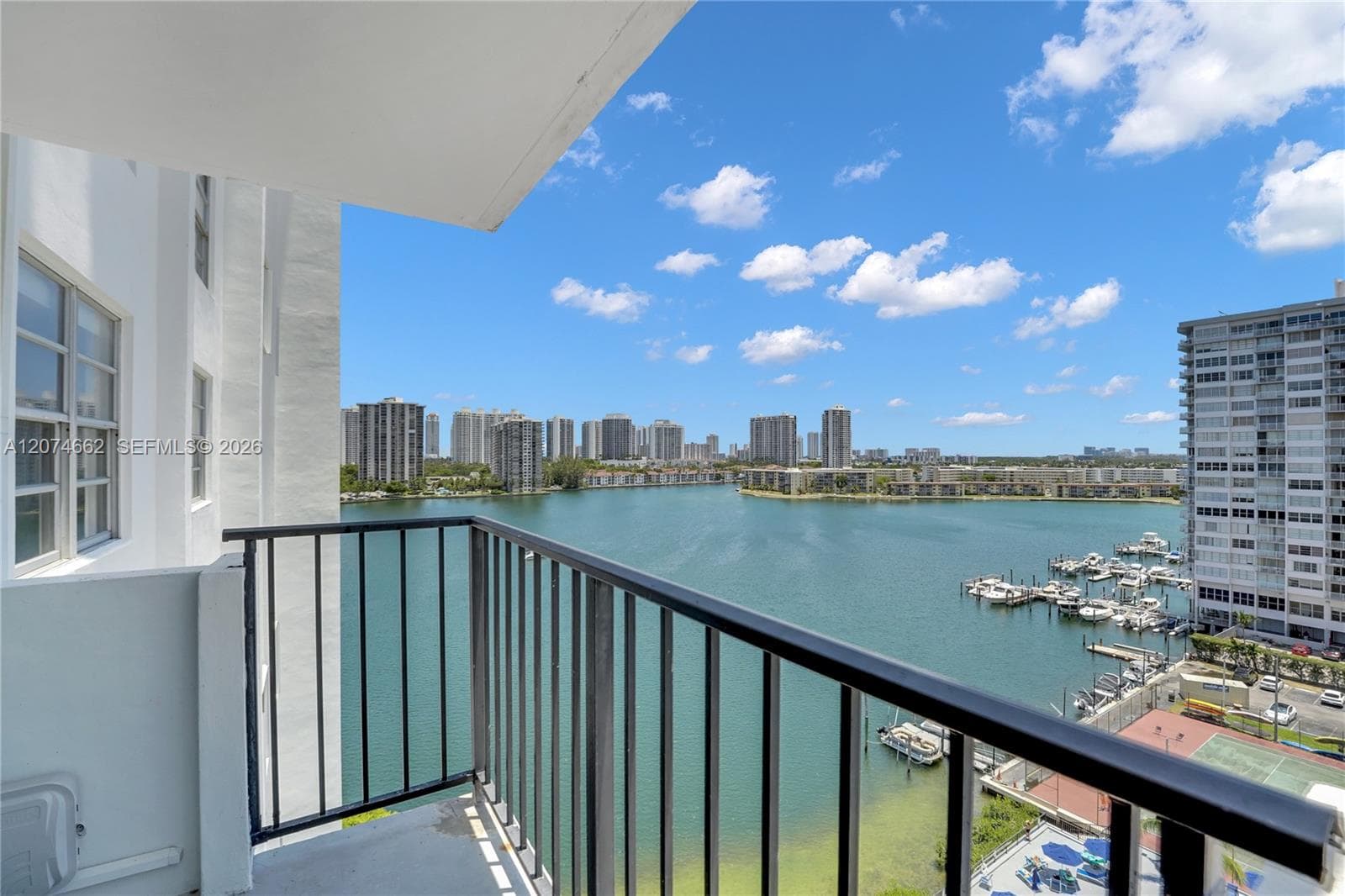 2780 NE 183rd St # 1114, Aventura, FL 33160