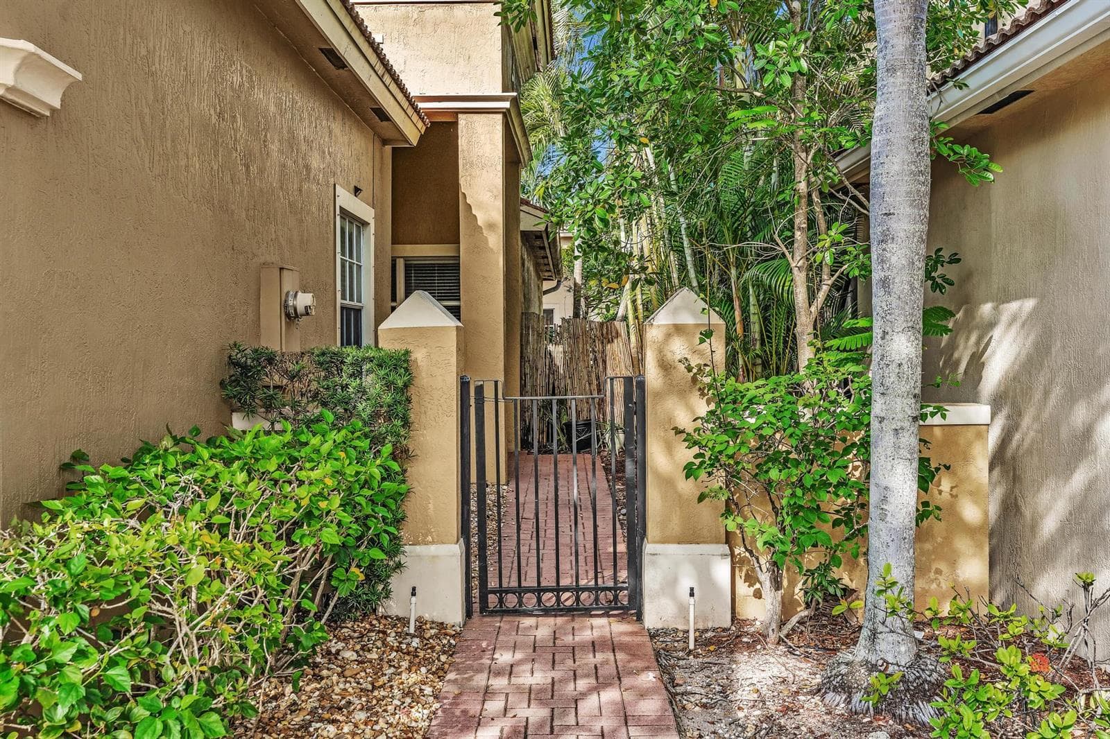 5828 NW 121st Avenue, Coral Springs, FL 33076 — zdjęcie 5
