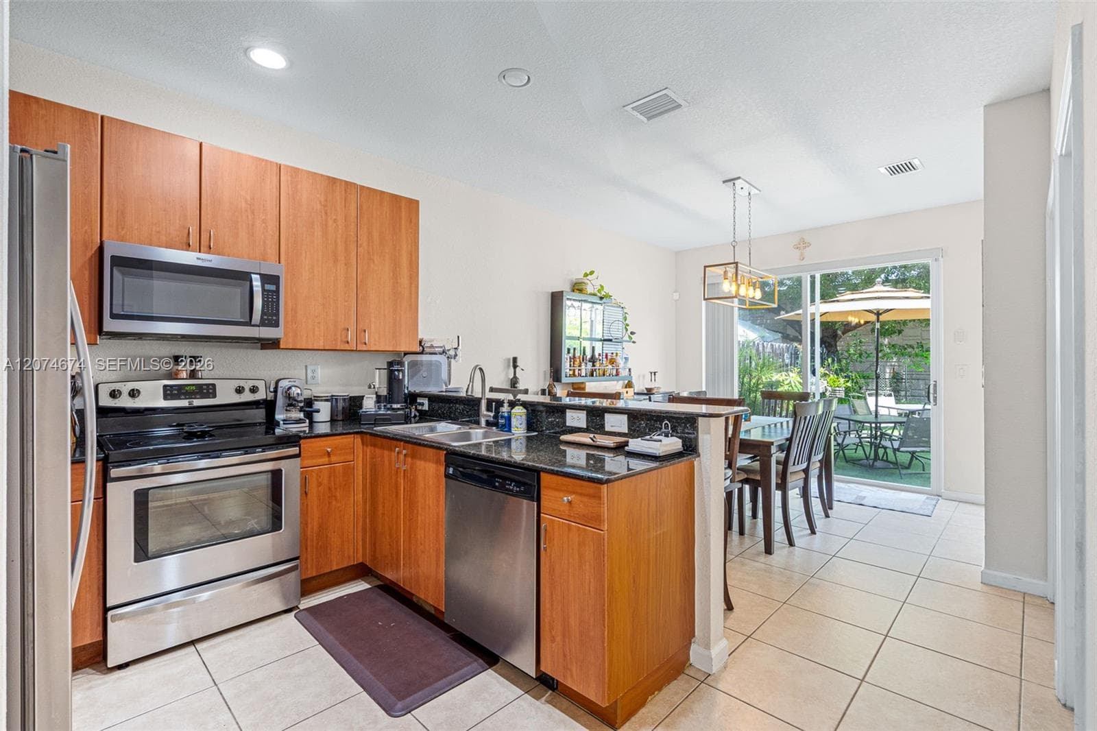 1034 NE 30th Ave, Homestead, FL 33033 — zdjęcie 5