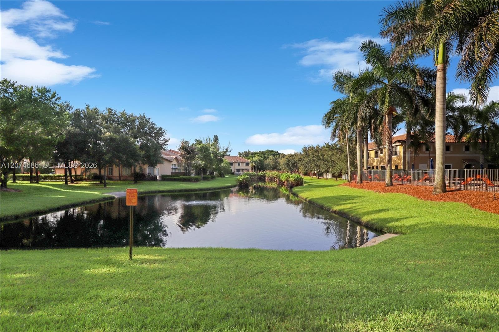 12365 S Village Cir, Davie, FL 33325 — zdjęcie 3