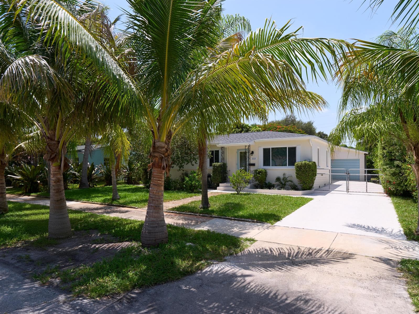 222 Bayberry Drive, Lake Park, FL 33403 — zdjęcie 2