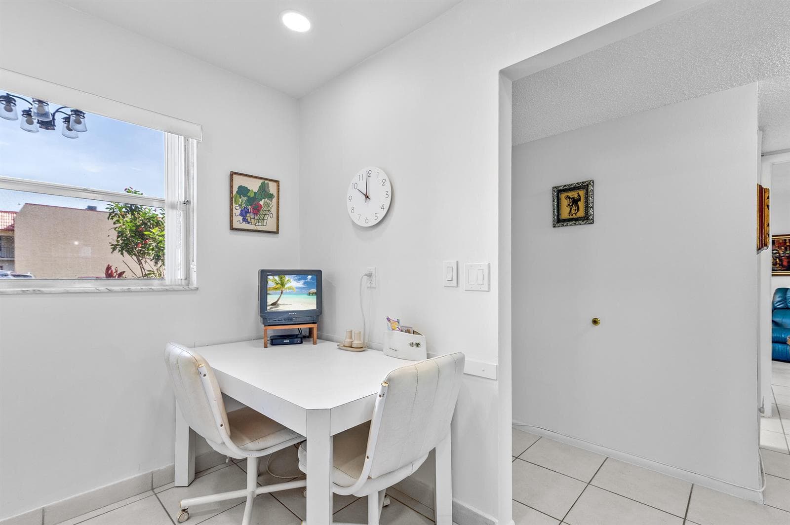 144 LAKE CAROL Drive, West Palm Beach, FL 33411 — zdjęcie 3