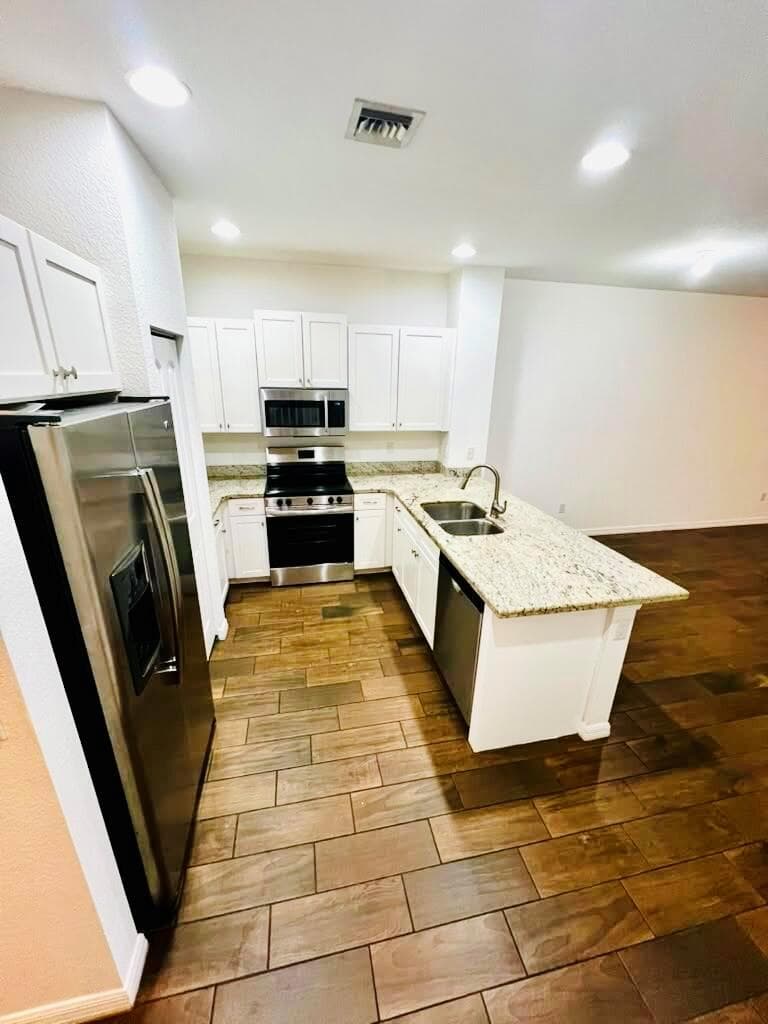 1129 VERMILION Drive, FL 33461 — zdjęcie 2