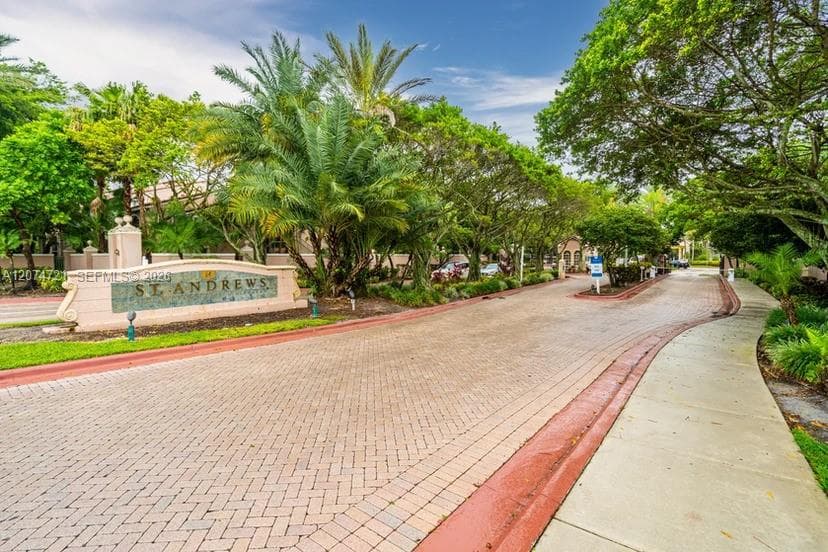 12166 Saint Andrews Pl # 104, Miramar, FL 33025