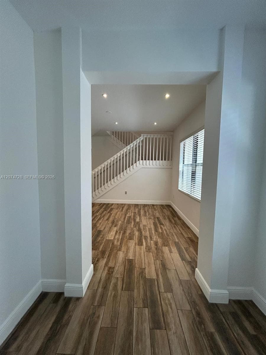 731 NE 193rd St # 731, Miami, FL 33179 — zdjęcie 3