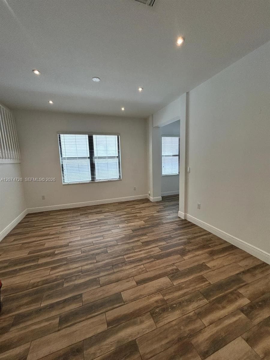 731 NE 193rd St # 731, Miami, FL 33179 — zdjęcie 4