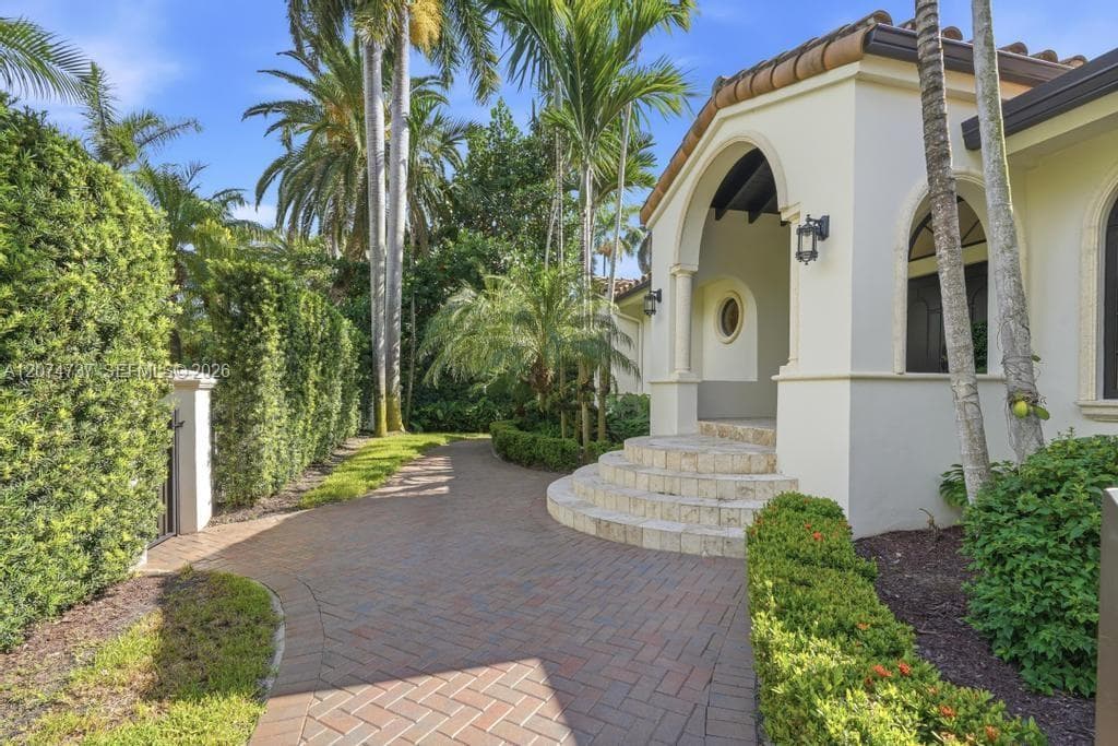2532 NW Lake Ave, Miami Beach, FL 33140 — zdjęcie 3
