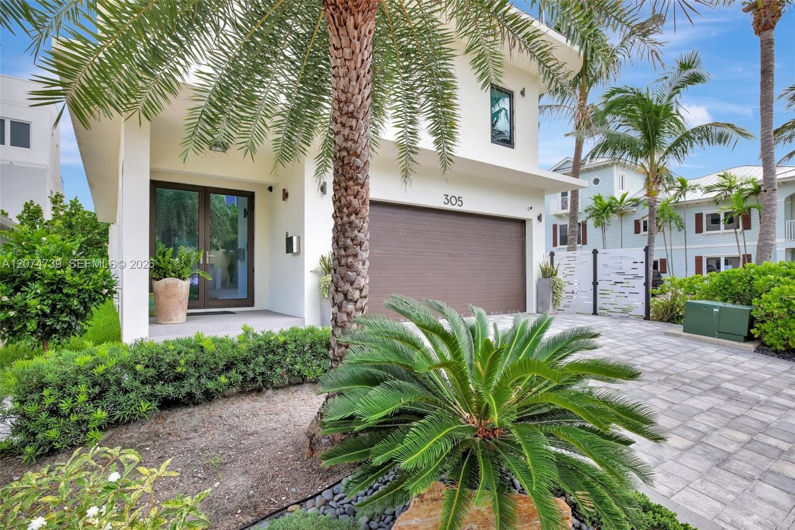 305 Oak St, Hollywood, FL 33019 — zdjęcie 3