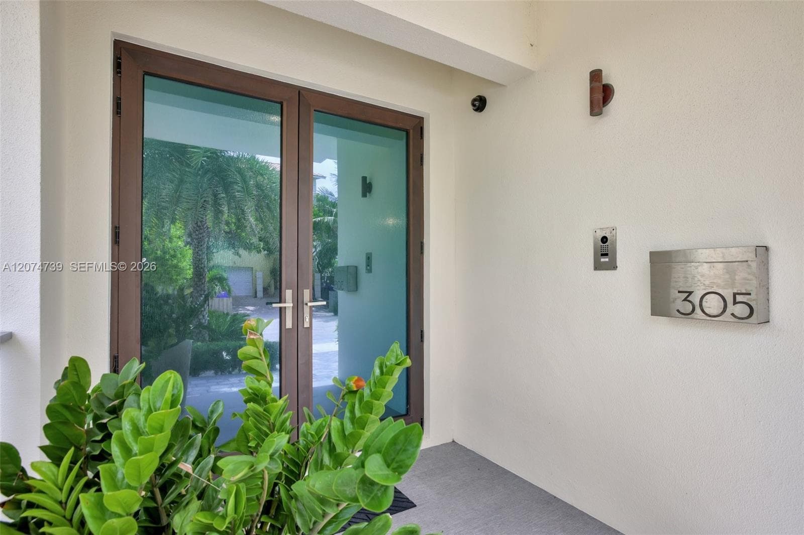 305 Oak St, Hollywood, FL 33019 — zdjęcie 5