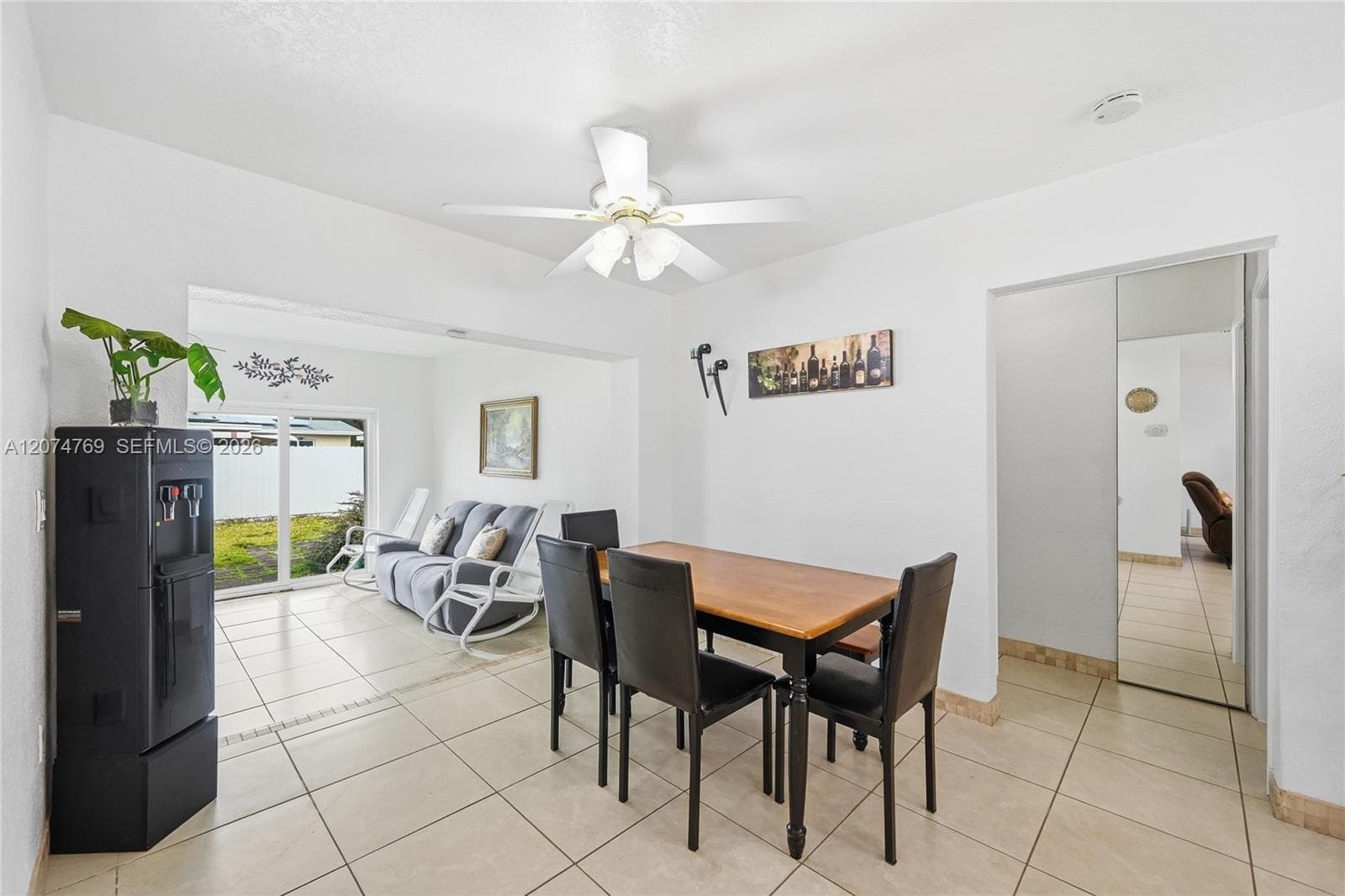 8641 NW 25th Ct, Sunrise, FL 33322 — zdjęcie 3