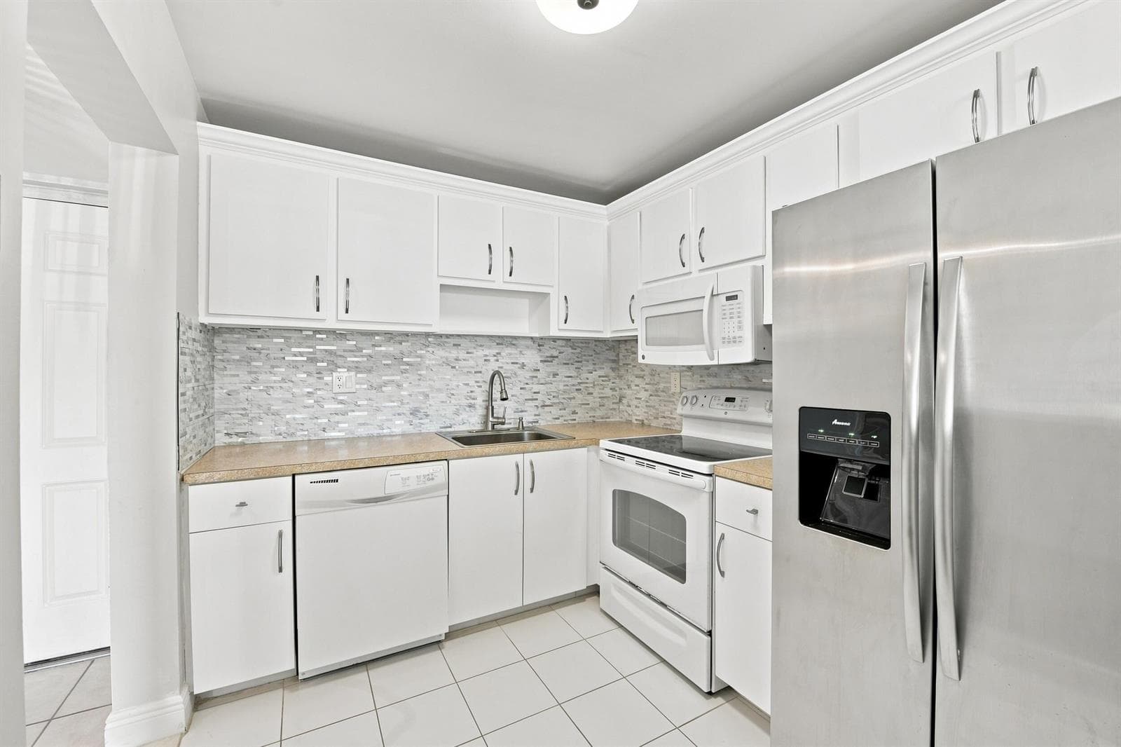9300 SW 8th Street # 219, Boca Raton, FL 33428 — zdjęcie 4