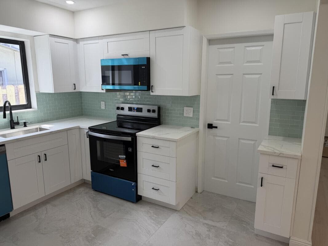 80 NE 48TH Street, Oakland Park, FL 33334 — zdjęcie 3