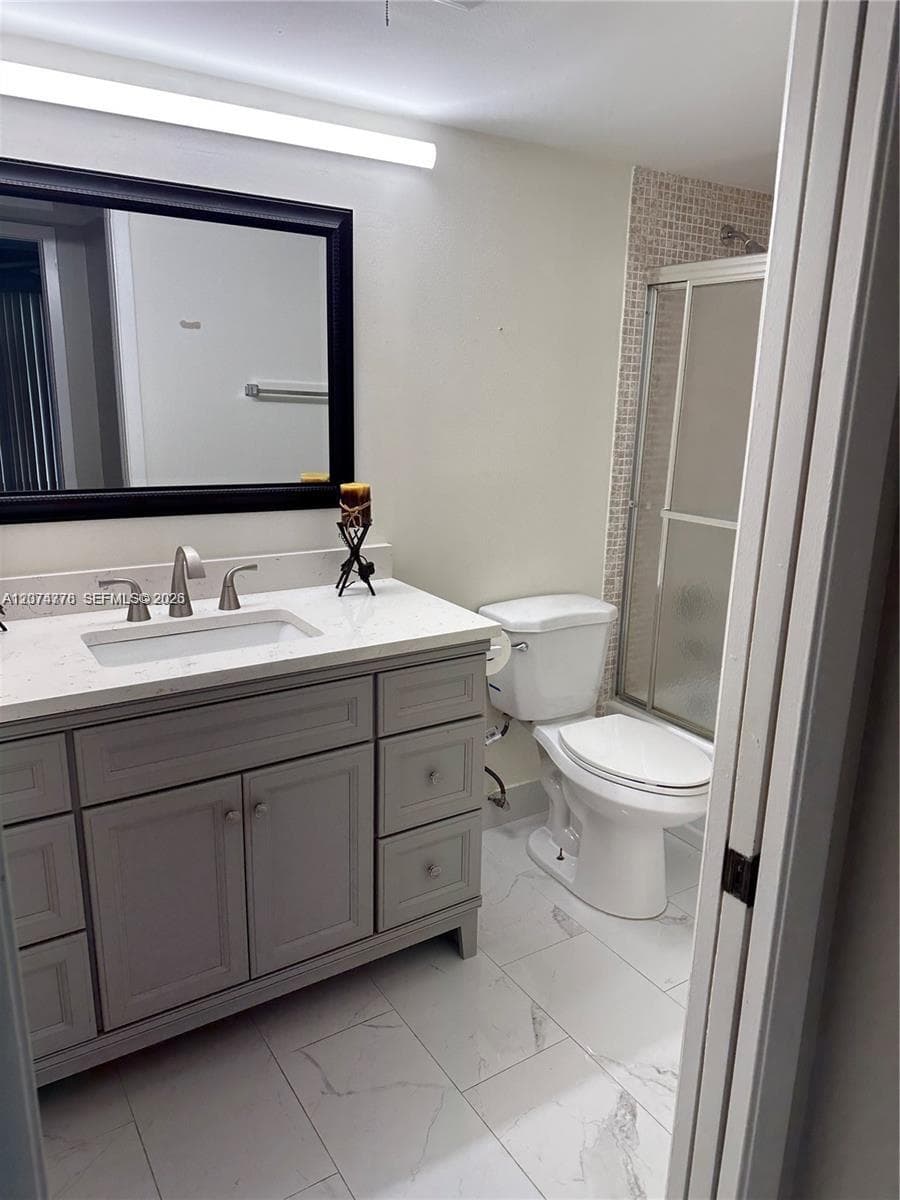 2027 Hythe B # 2027, Boca Raton, FL 33434 — zdjęcie 2