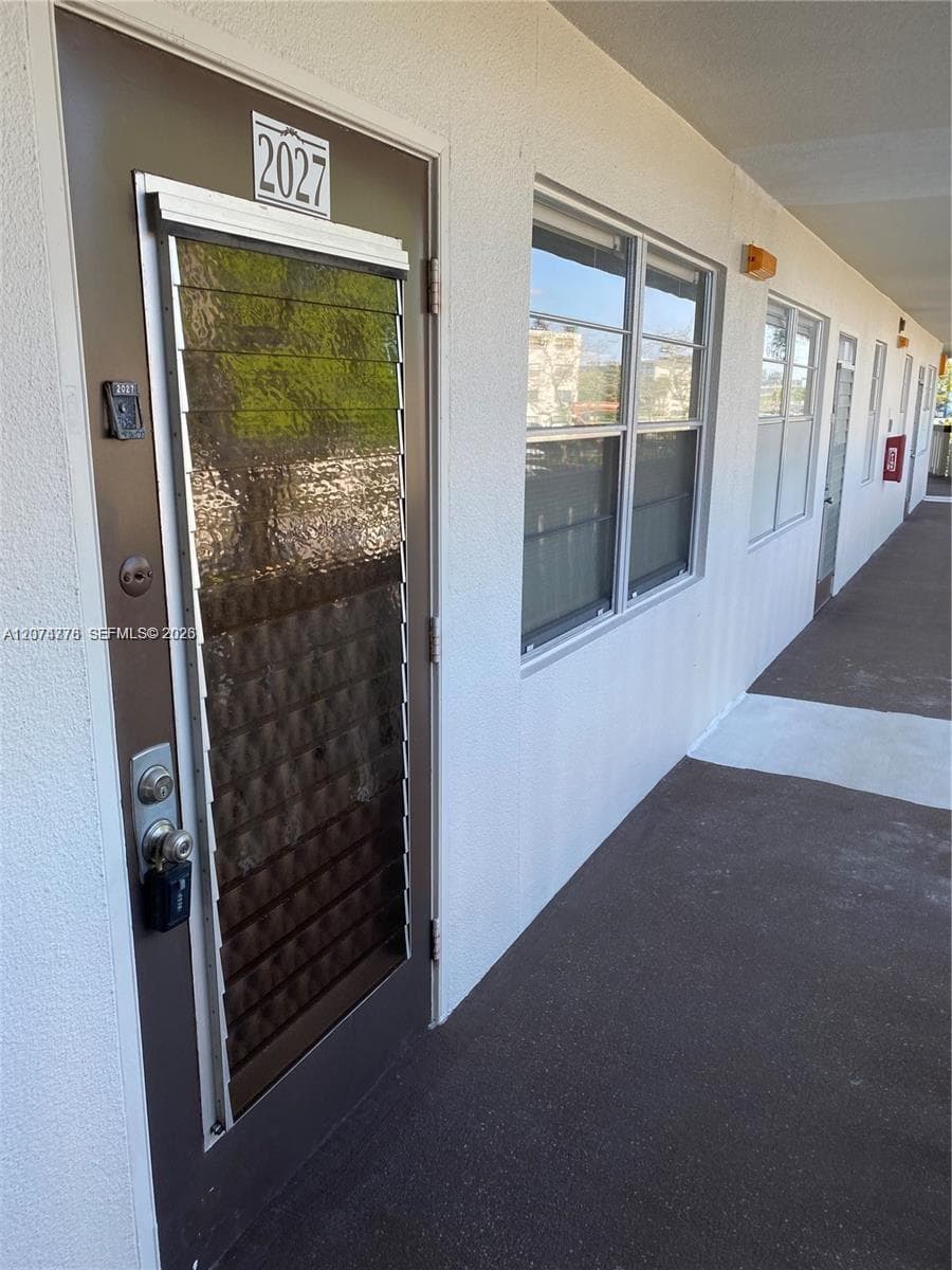 2027 Hythe B # 2027, Boca Raton, FL 33434