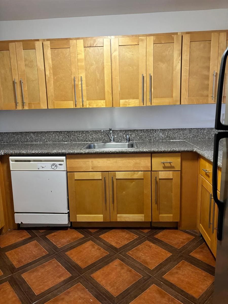 6990 NW 186th St # 4-515, Hialeah, FL 33015 — zdjęcie 2