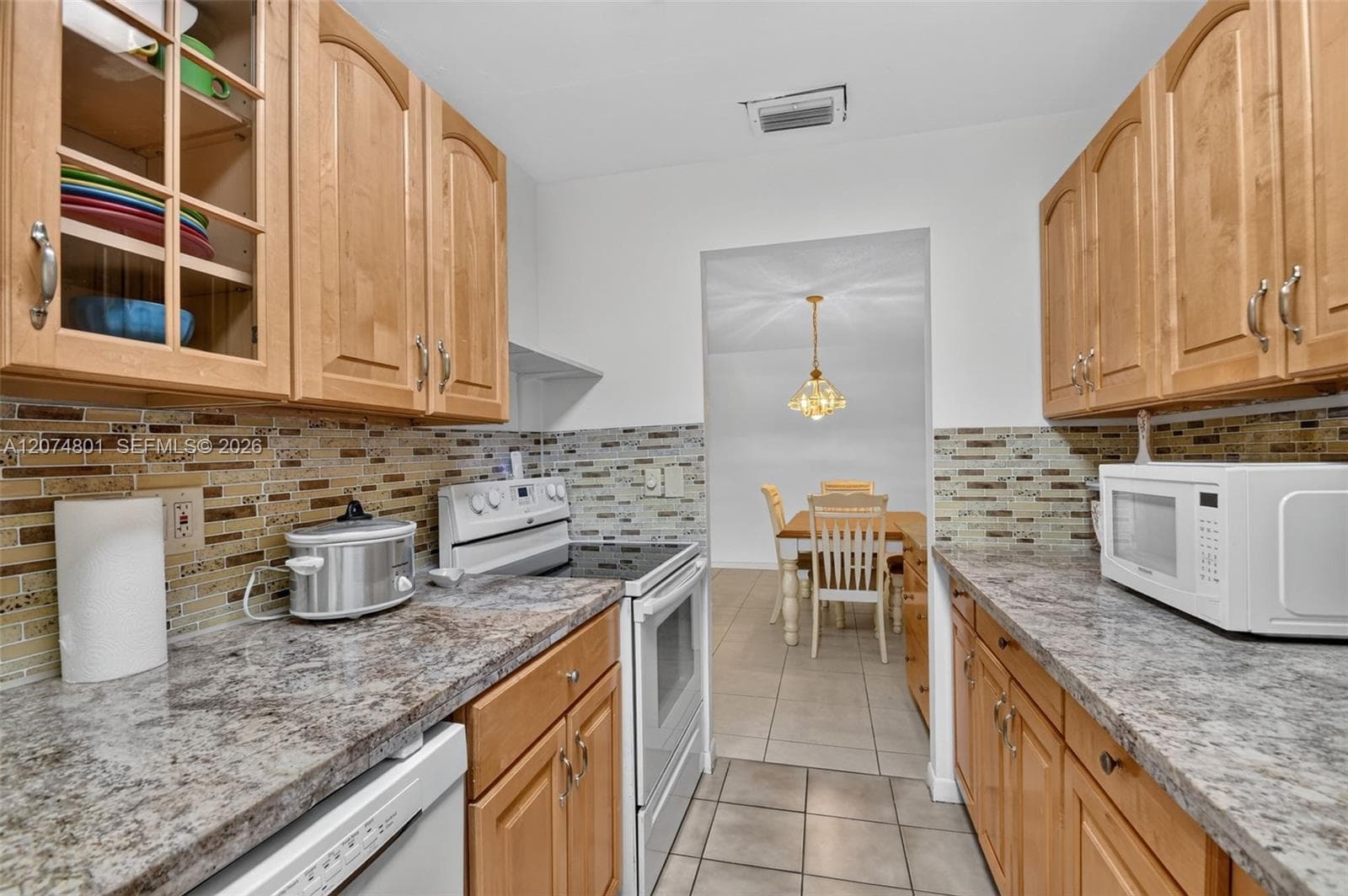 867 North Dr # B, Delray Beach, FL 33445