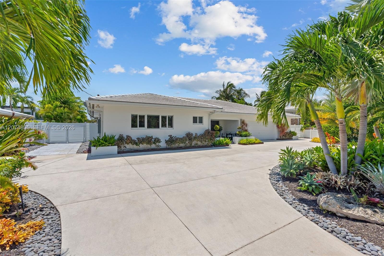 2812 NE 28th St, Fort Lauderdale, FL 33306 — zdjęcie 4