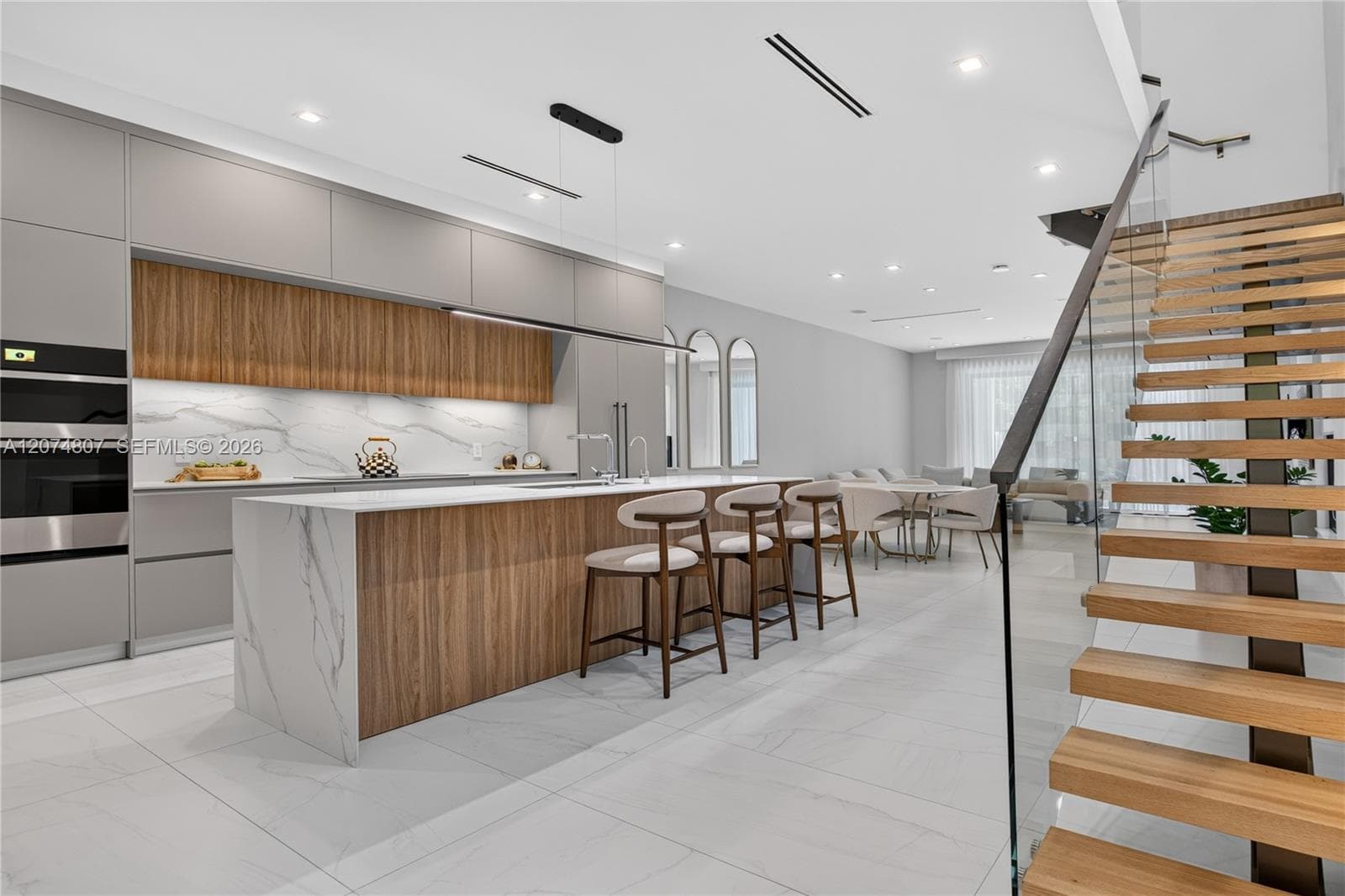 1404 NE 5th STREET, Fort Lauderdale, FL 33301 — zdjęcie 4