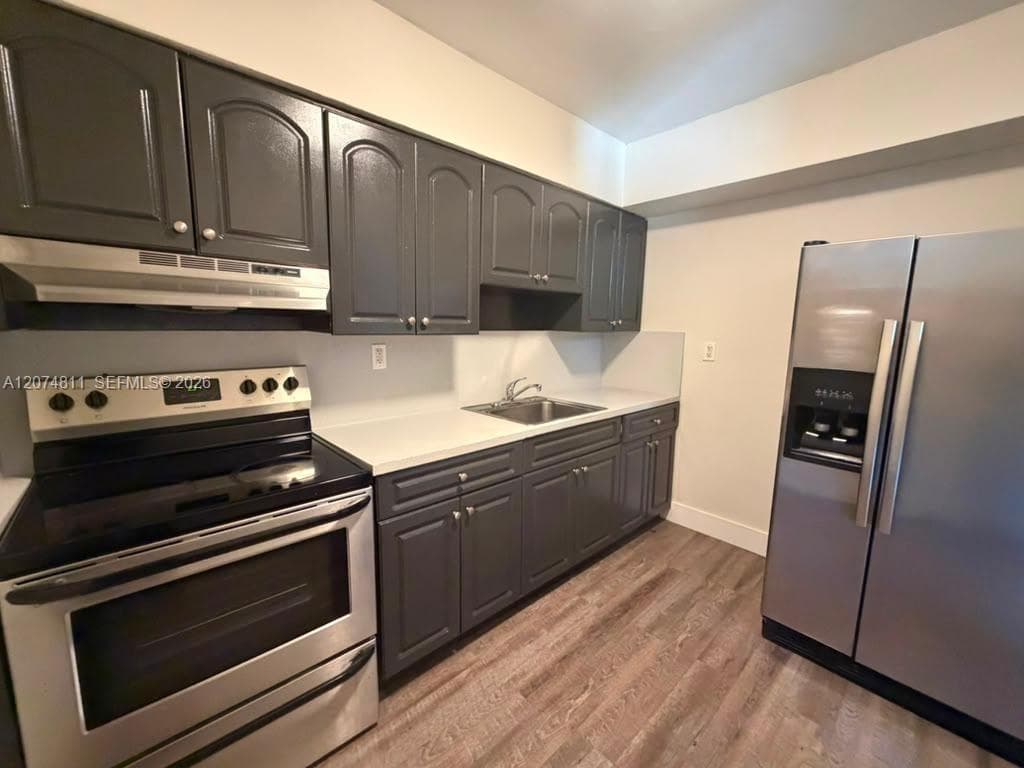 805 W 30th St # 11, Hialeah, FL 33012 — zdjęcie 3