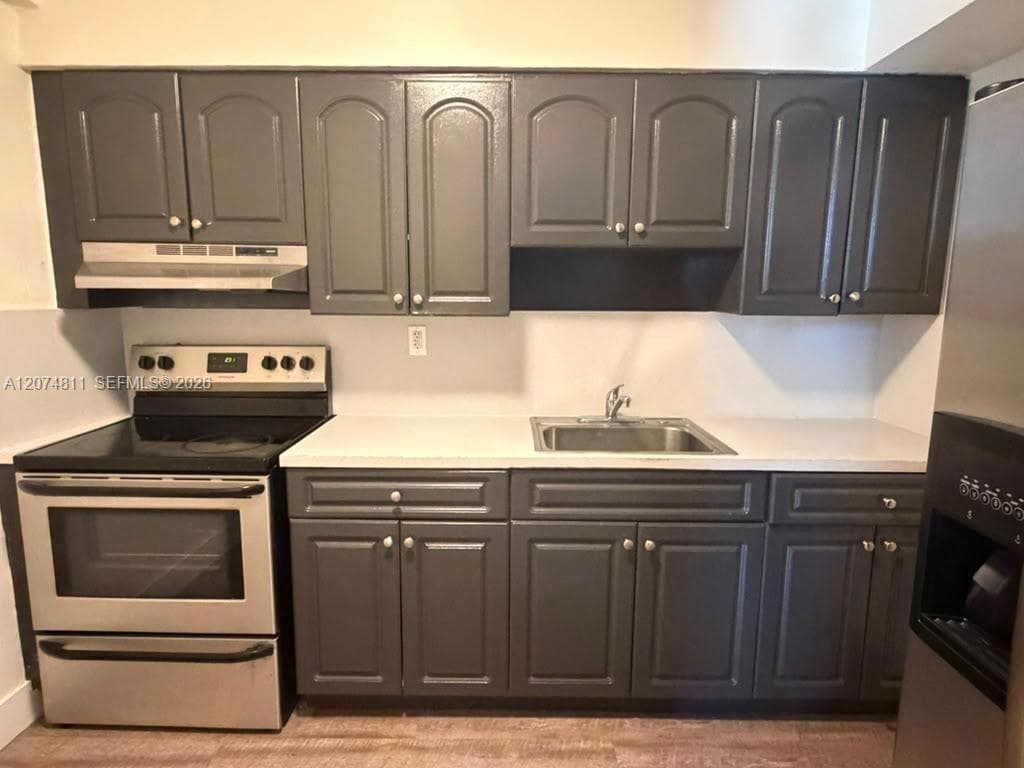 805 W 30th St # 11, Hialeah, FL 33012