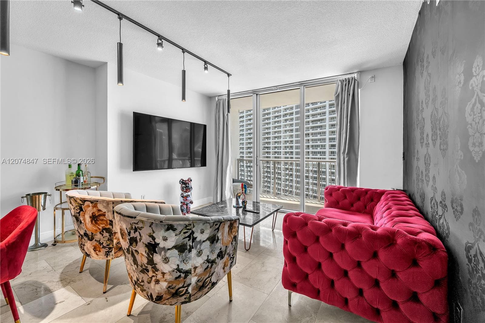 1750 Bayshore Drive # 2004, Miami, FL 33132