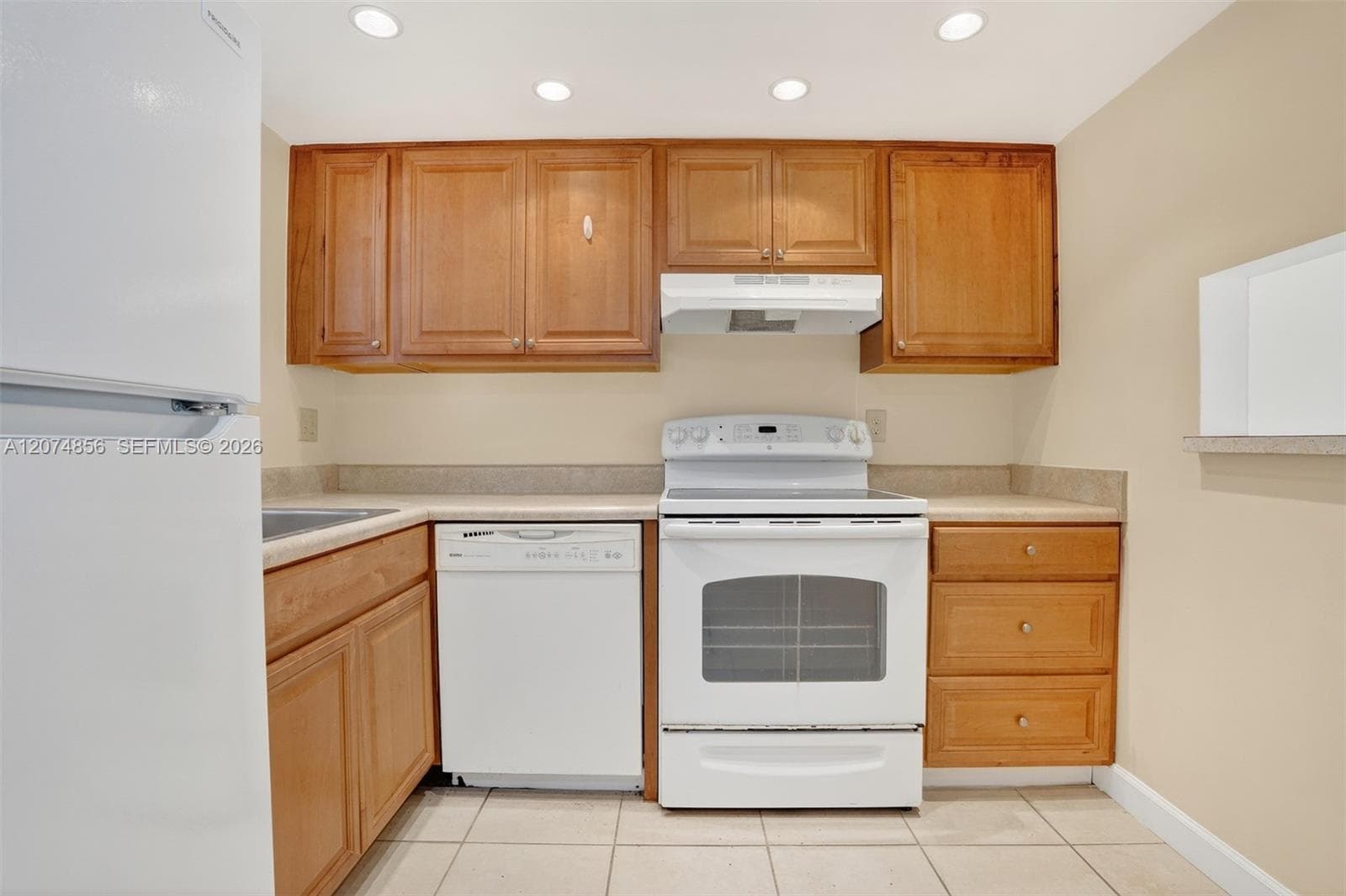 7500 NW 30th Pl # 222, Sunrise, FL 33313
