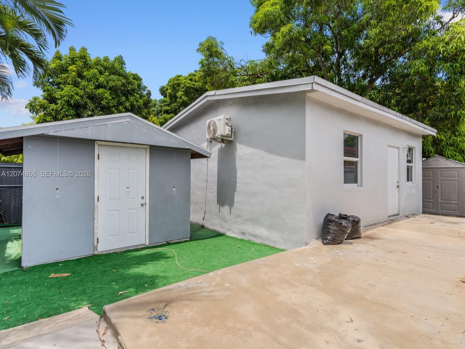 740 NW 32nd Ct, Miami, FL 33125 — zdjęcie 5