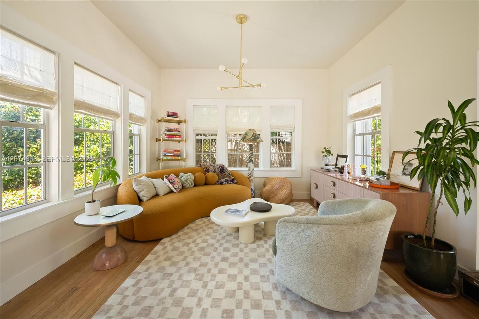 524 W 47th St, Miami Beach, FL 33140 — zdjęcie 3
