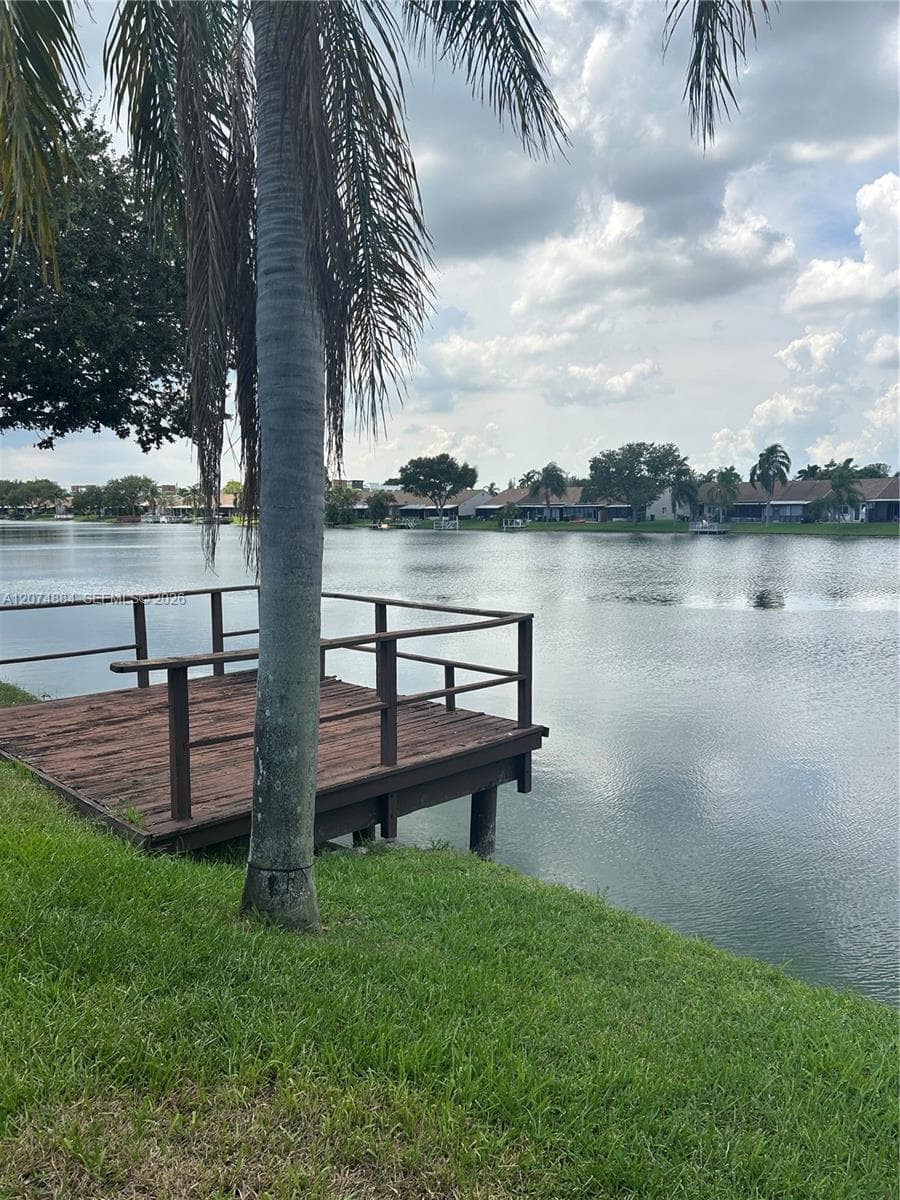 5587 Park Rd # 5587, Dania Beach, FL 33312 — zdjęcie 2