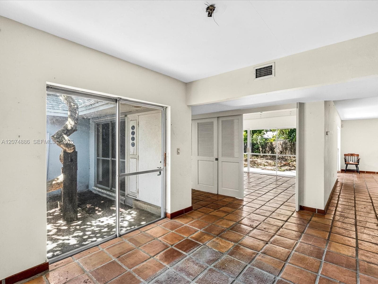5710 SW 89th Ave, Miami, FL 33173 — zdjęcie 5