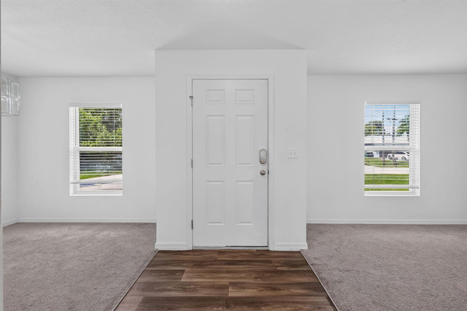 2078 SE JOYNER Circle, Port St. Lucie, FL 34952 — zdjęcie 2