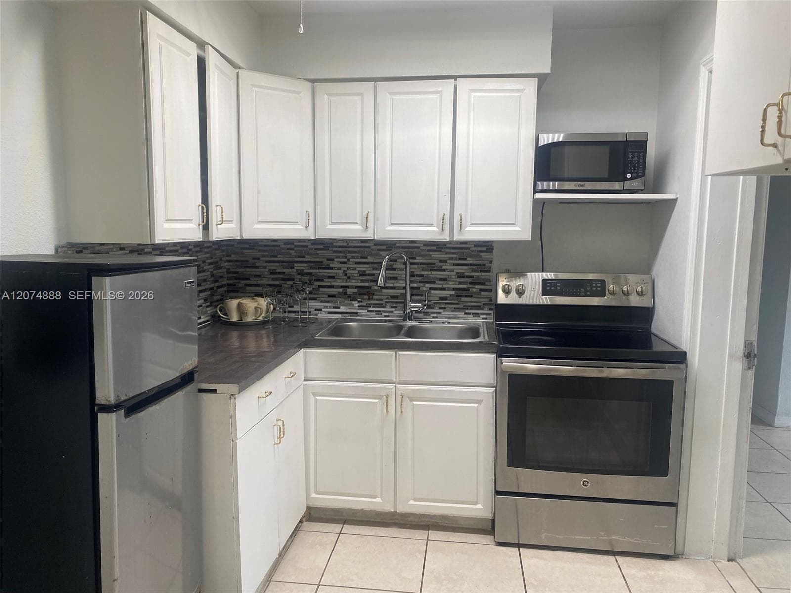 1111 N VINEYARD ST # -, Lehigh Acres, FL 33936 — zdjęcie 5