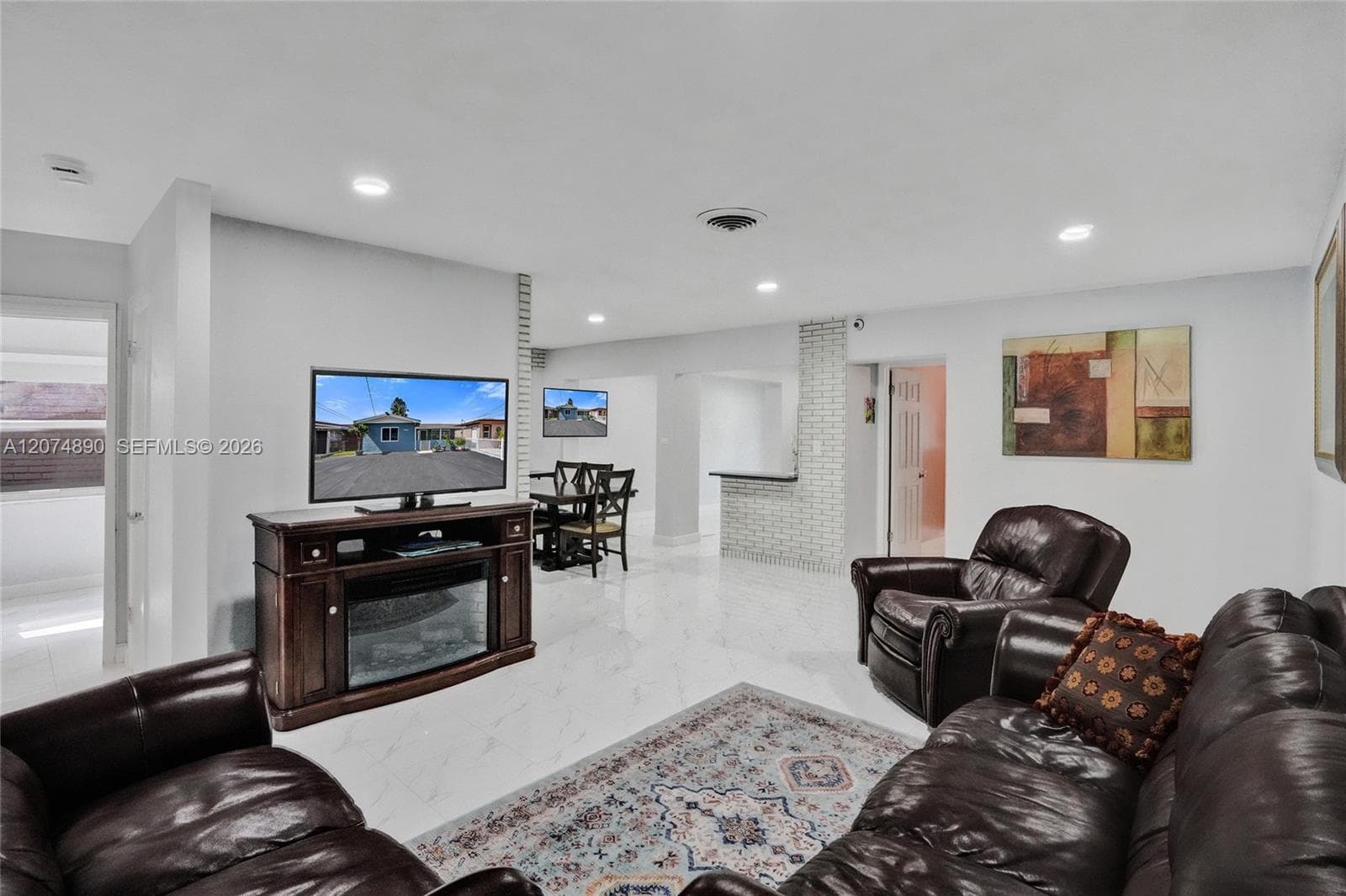 903 W 77th St, Hialeah, FL 33014 — zdjęcie 3