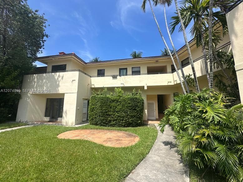 32 Camden Dr # 3, Bal Harbour, FL 33154 — zdjęcie 2