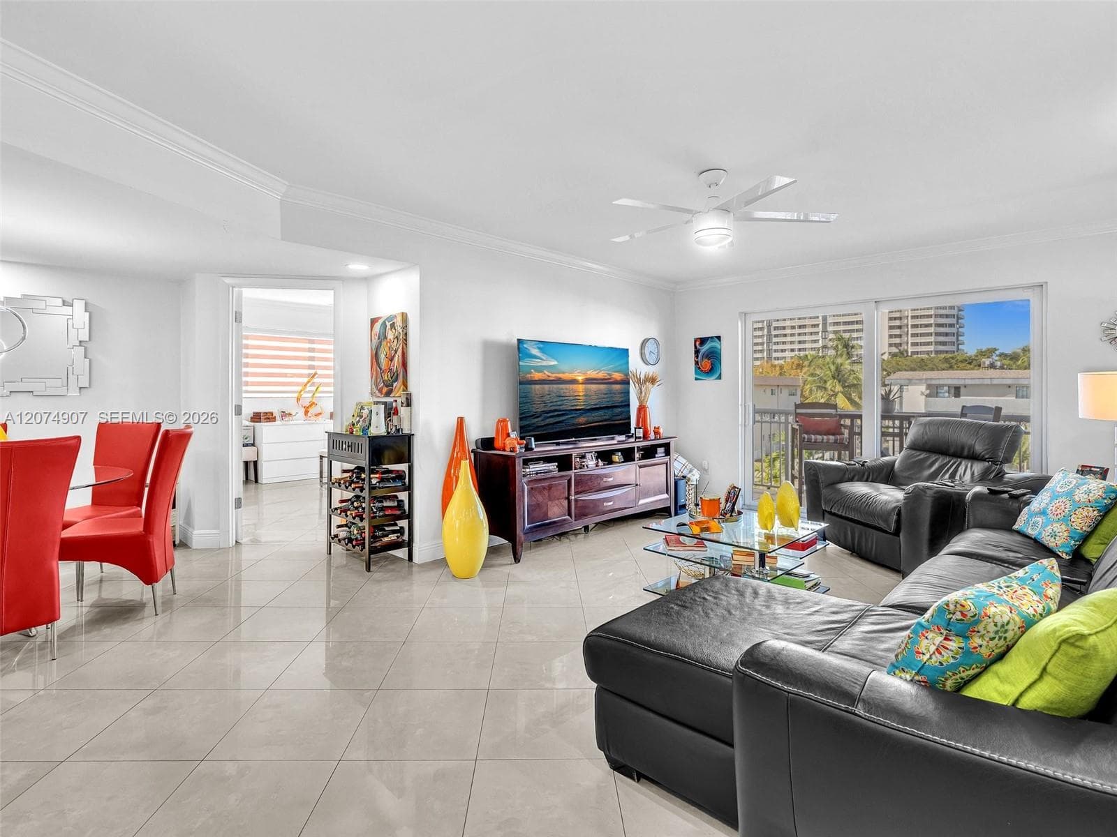 3601 NE 170th St # 301 - DOCK, North Miami Beach, FL 33160 — zdjęcie 2