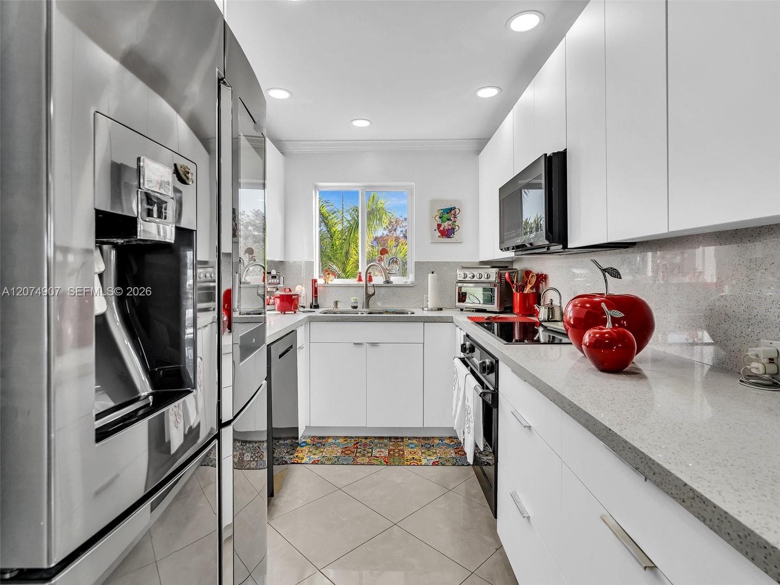 3601 NE 170th St # 301 - DOCK, North Miami Beach, FL 33160 — zdjęcie 3