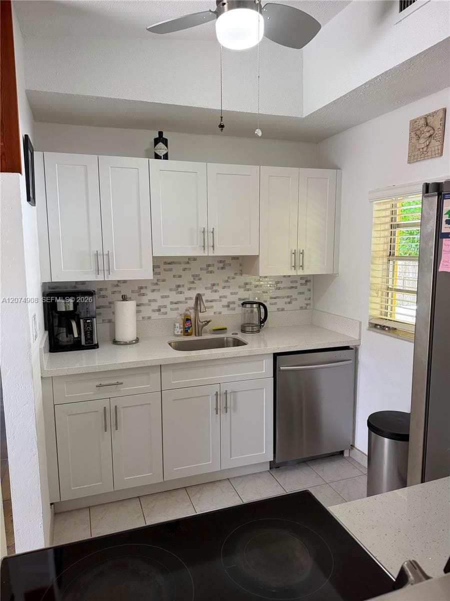 935 Polk St # 0, Hollywood, FL 33019 — zdjęcie 3
