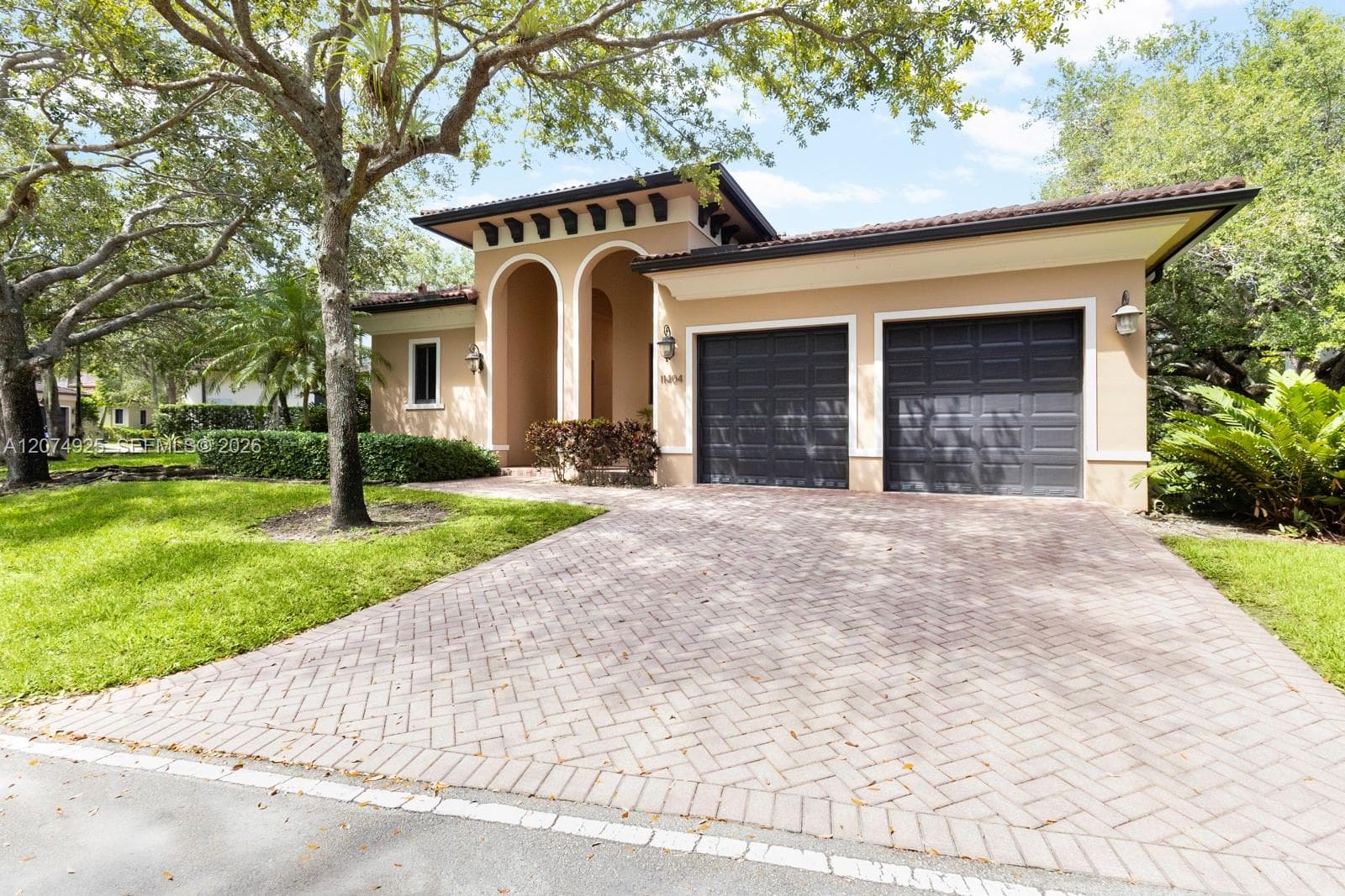 11404 Four Fillies Rd, Pinecrest, FL 33156 — zdjęcie 3