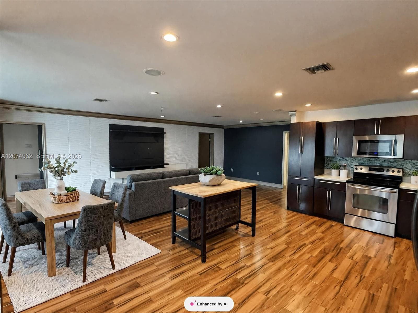 56 NW 39th St # 56, Miami, FL 33127 — zdjęcie 2