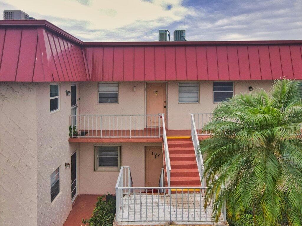 12026 GREENWAY Circle S # 202, Royal Palm Beach, FL 33411