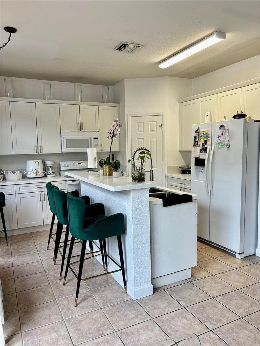 11236 NW 56th St, Doral, FL 33178 — zdjęcie 2