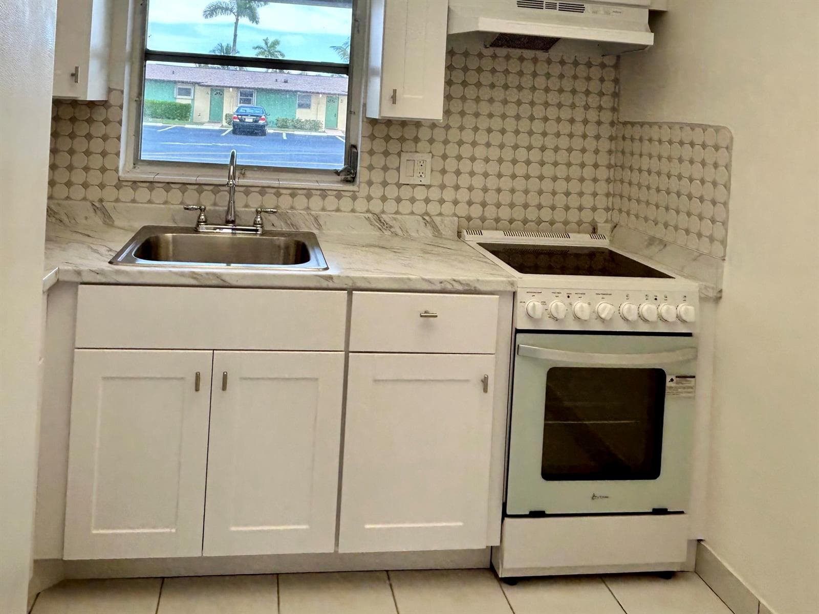 2895 CROSLEY Drive W # C, West Palm Beach, FL 33415 — zdjęcie 3
