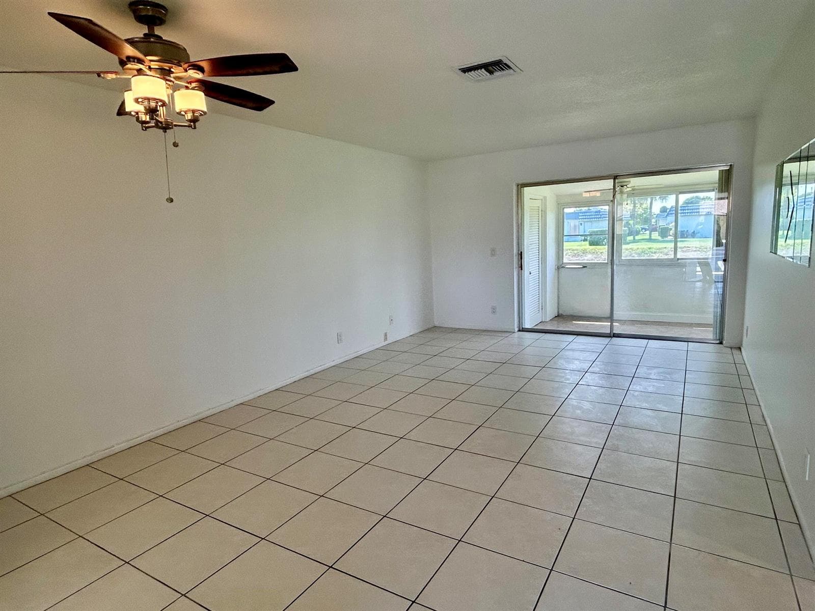 2895 CROSLEY Drive W # C, West Palm Beach, FL 33415 — zdjęcie 4