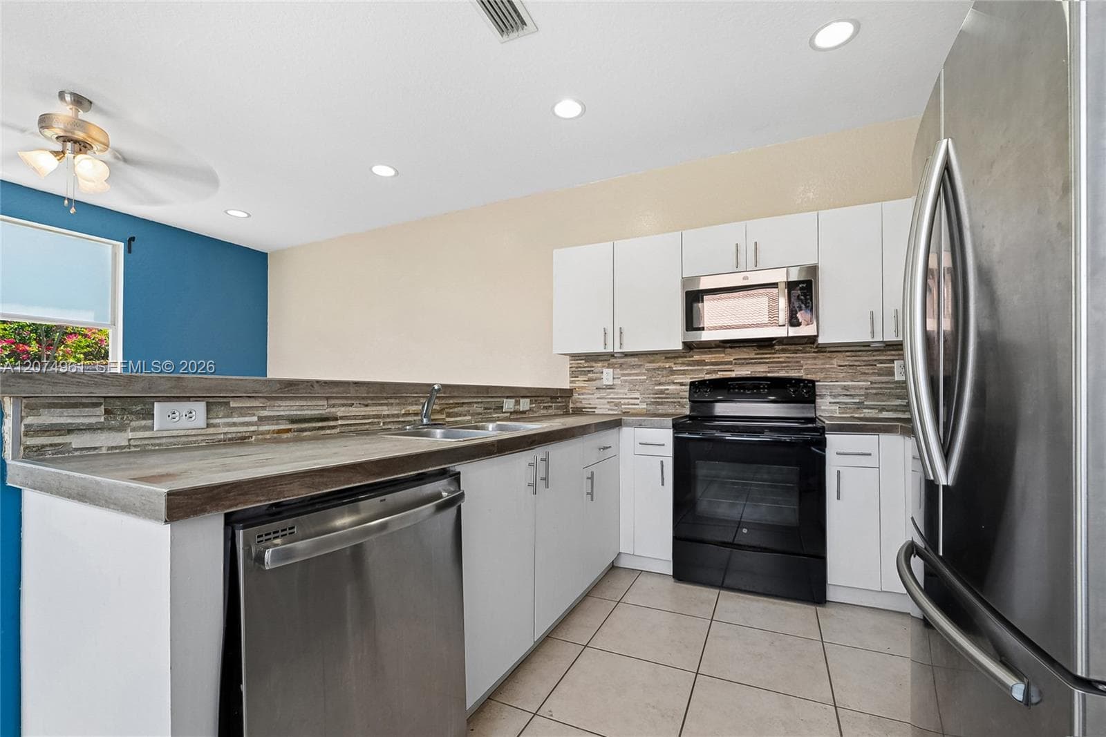 1567 SE 20th Ave, Homestead, FL 33035 — zdjęcie 3