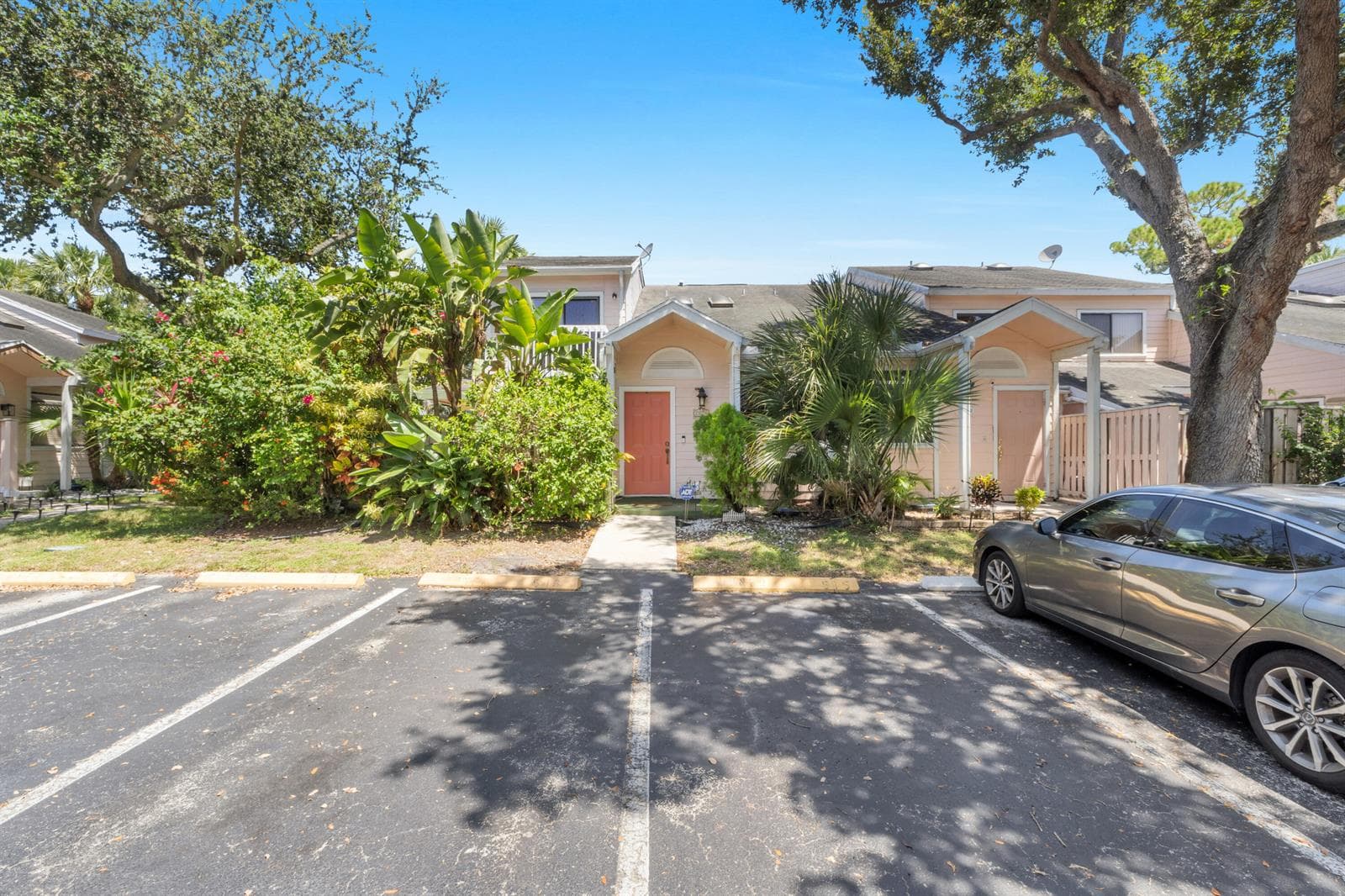 2024 WINNERS Circle # 2024, North Lauderdale, FL 33068