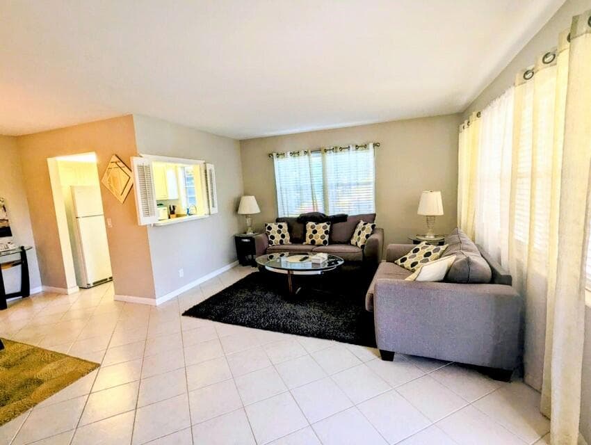 240 SHEFFIELD J, West Palm Beach, FL 33417 — zdjęcie 2