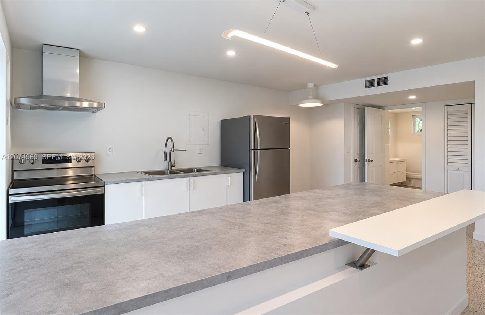 1385 NE 105th St, Miami Shores, FL 33138 — zdjęcie 5